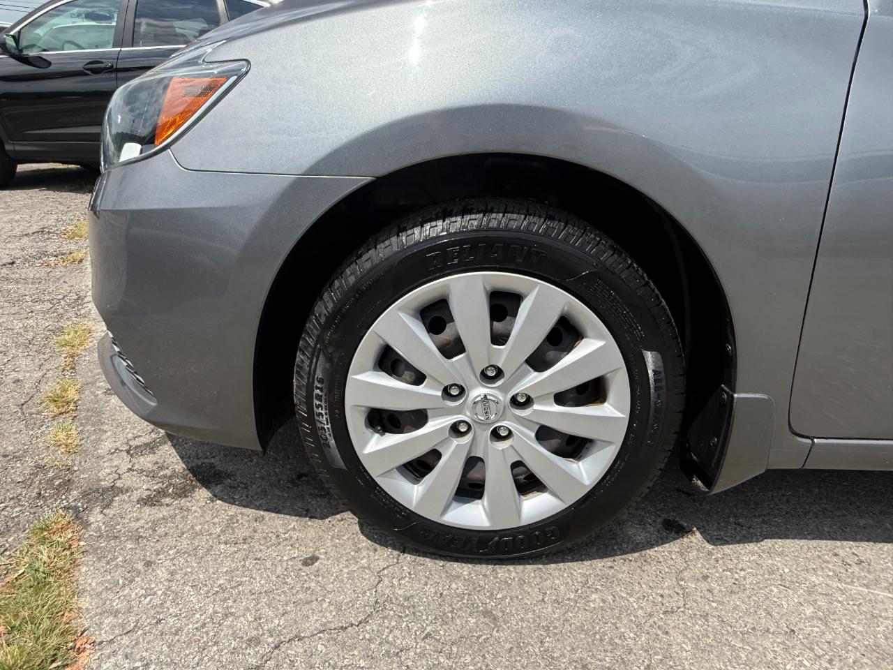 Nissan Sentra S 2019