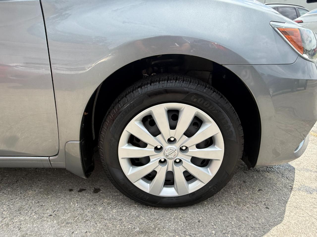Nissan Sentra S 2019