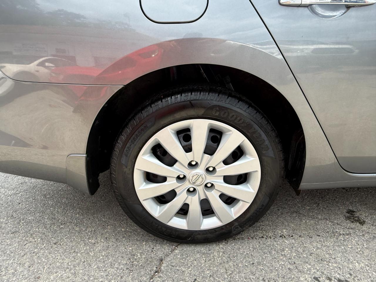 Nissan Sentra S 2019