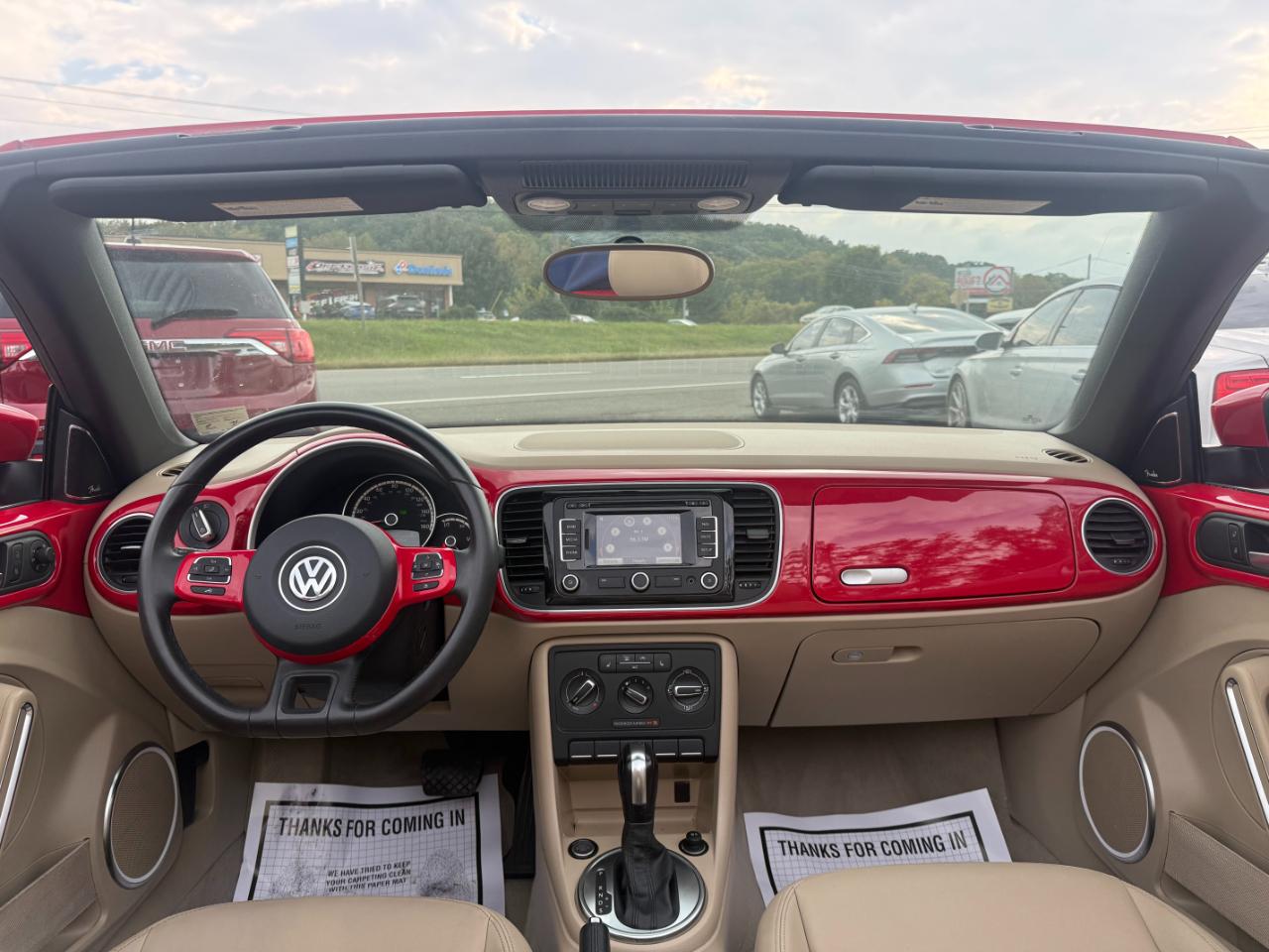 Volkswagen Beetle Convertible  2013