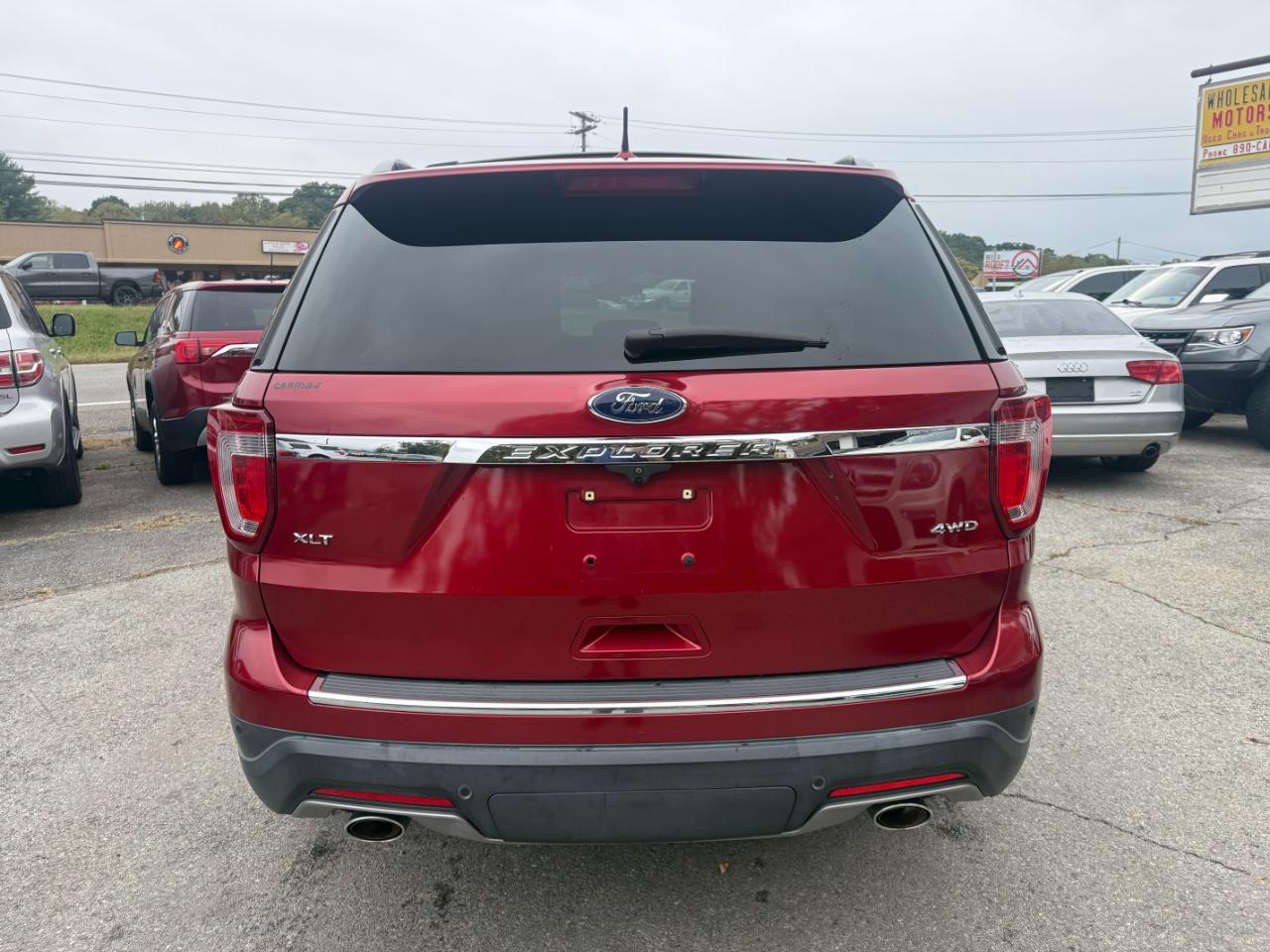 Ford Explorer XLT 4WD 2018