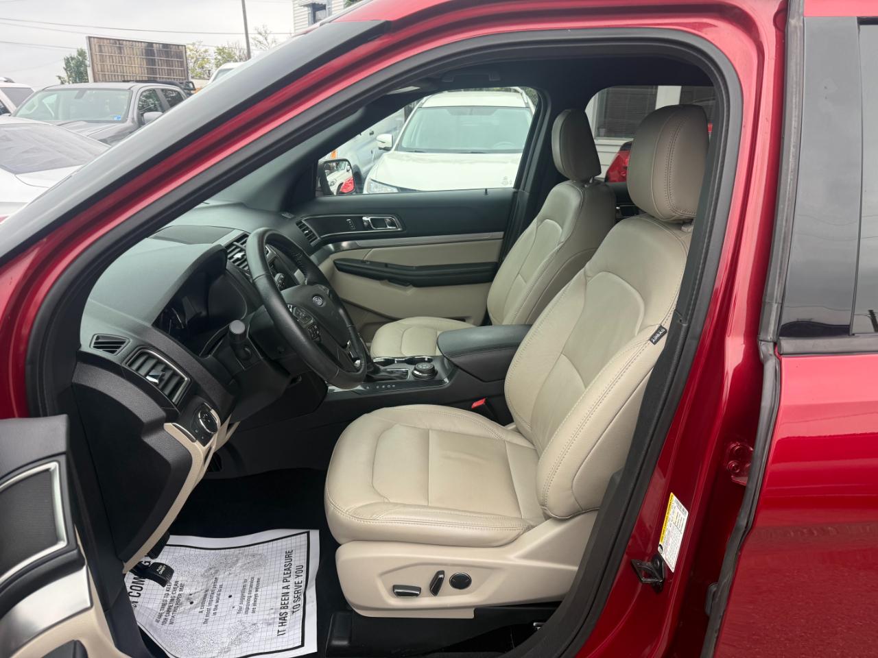 Ford Explorer XLT 4WD 2018