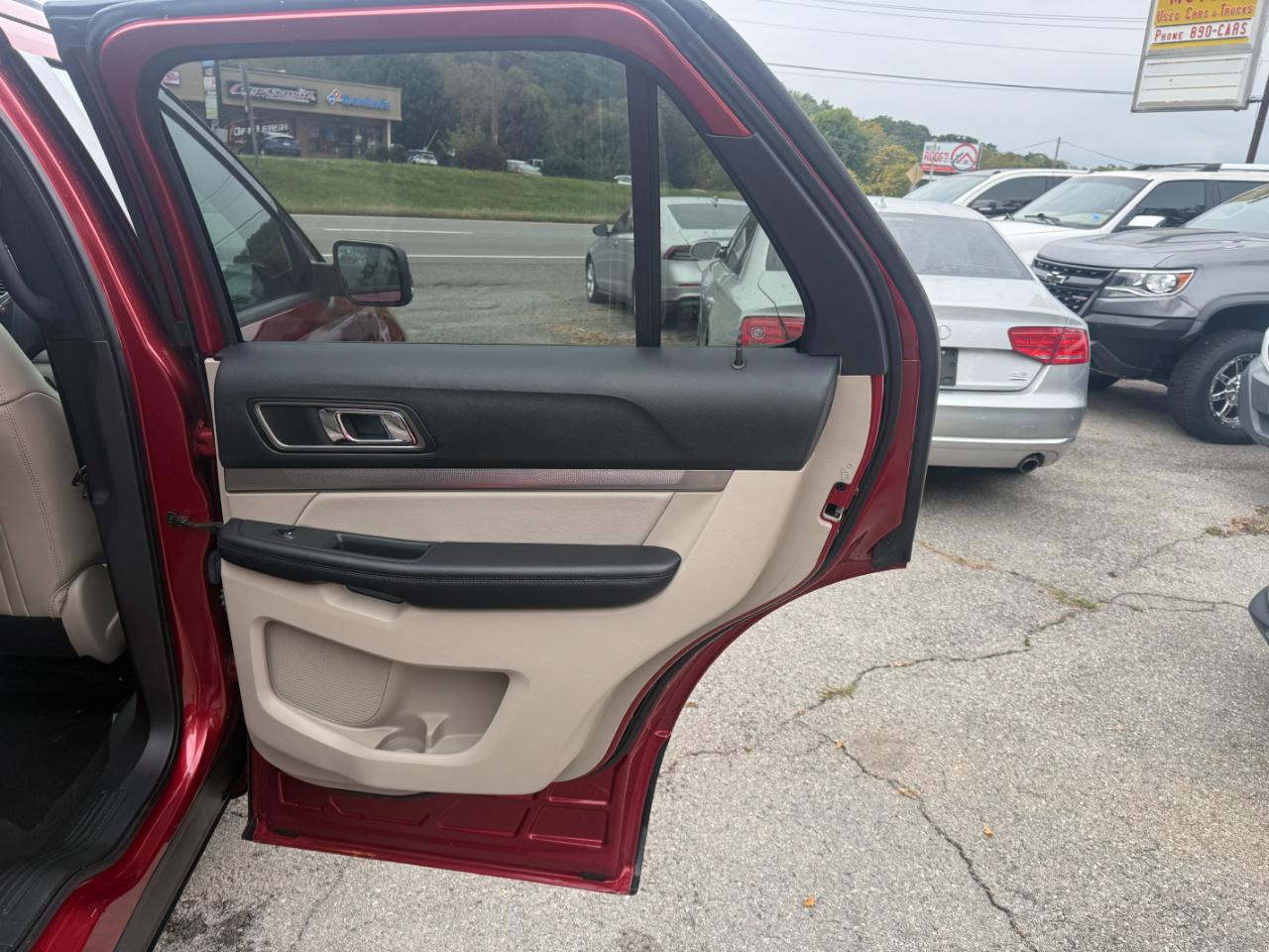 Ford Explorer XLT 4WD 2018