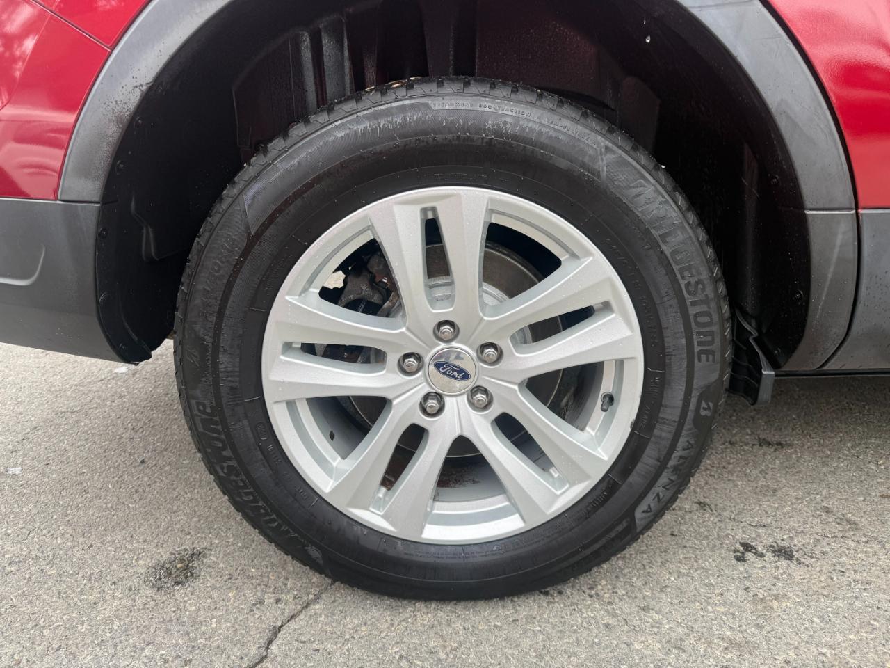 Ford Explorer XLT 4WD 2018