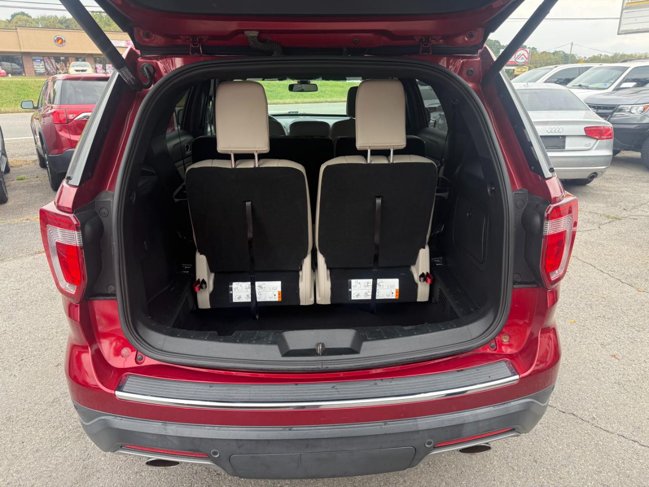Ford Explorer XLT 4WD 2018