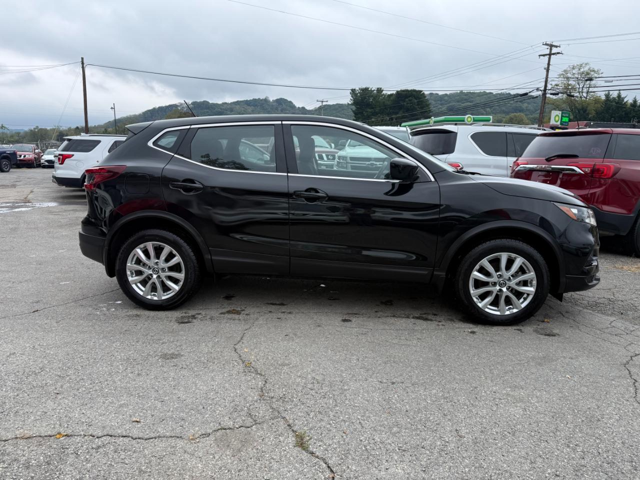Nissan Rogue Sport AWD S 2021