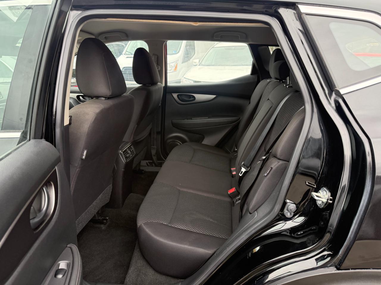 Nissan Rogue Sport AWD S 2021