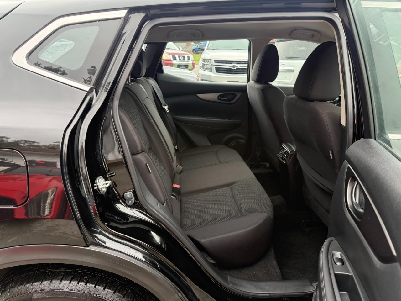 Nissan Rogue Sport AWD S 2021