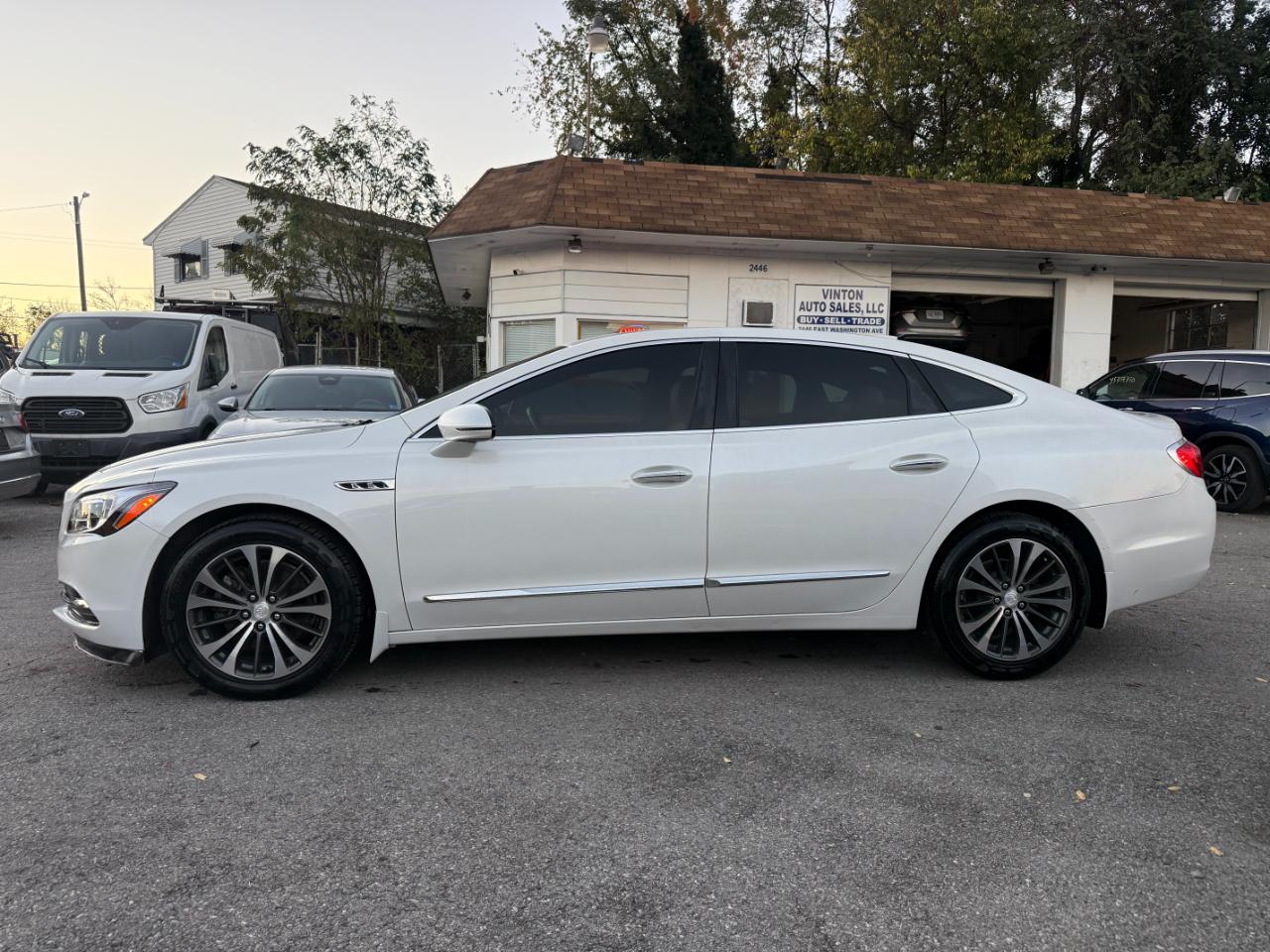 Buick LaCrosse Essence 2017