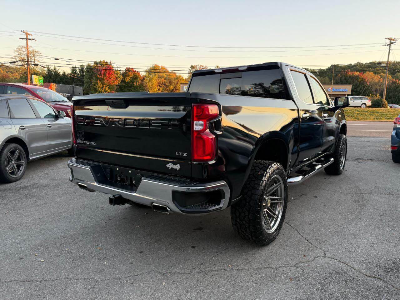 Chevrolet Silverado 1500 4WD Crew Cab 147" LTZ 2019