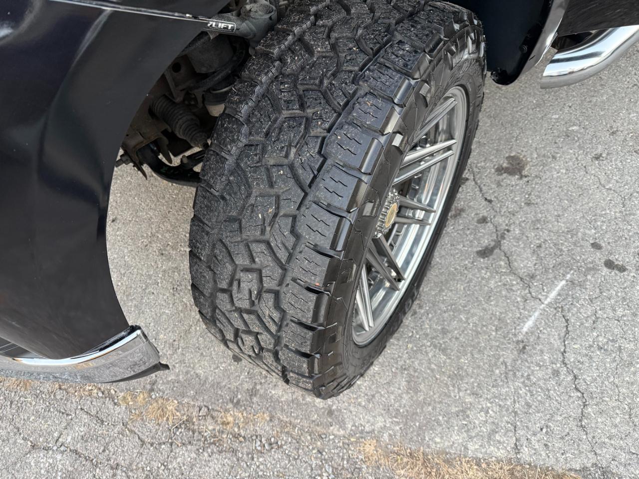 Chevrolet Silverado 1500 4WD Crew Cab 147" LTZ 2019