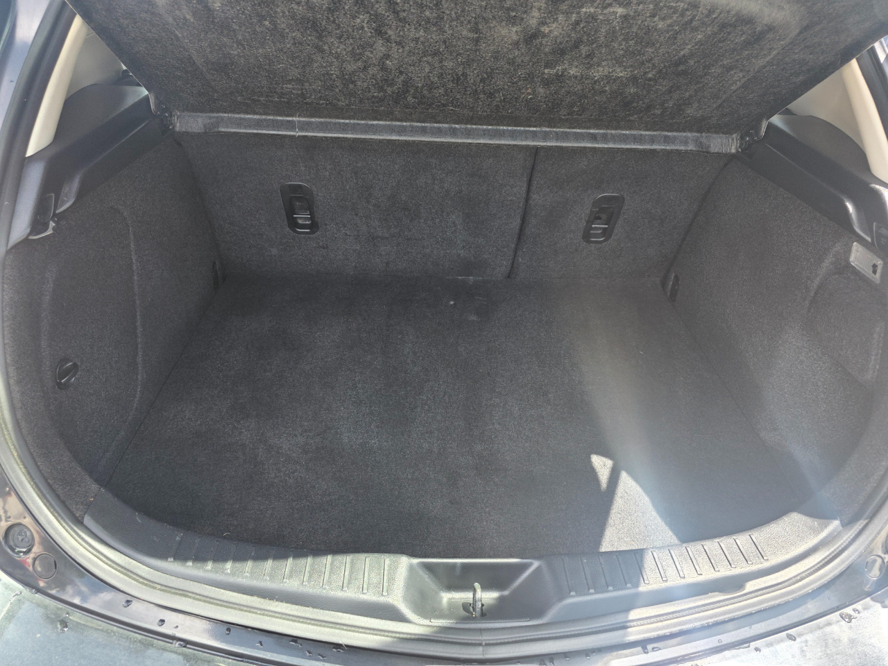 Mazda MAZDA3 I Touring 5-Door 2012