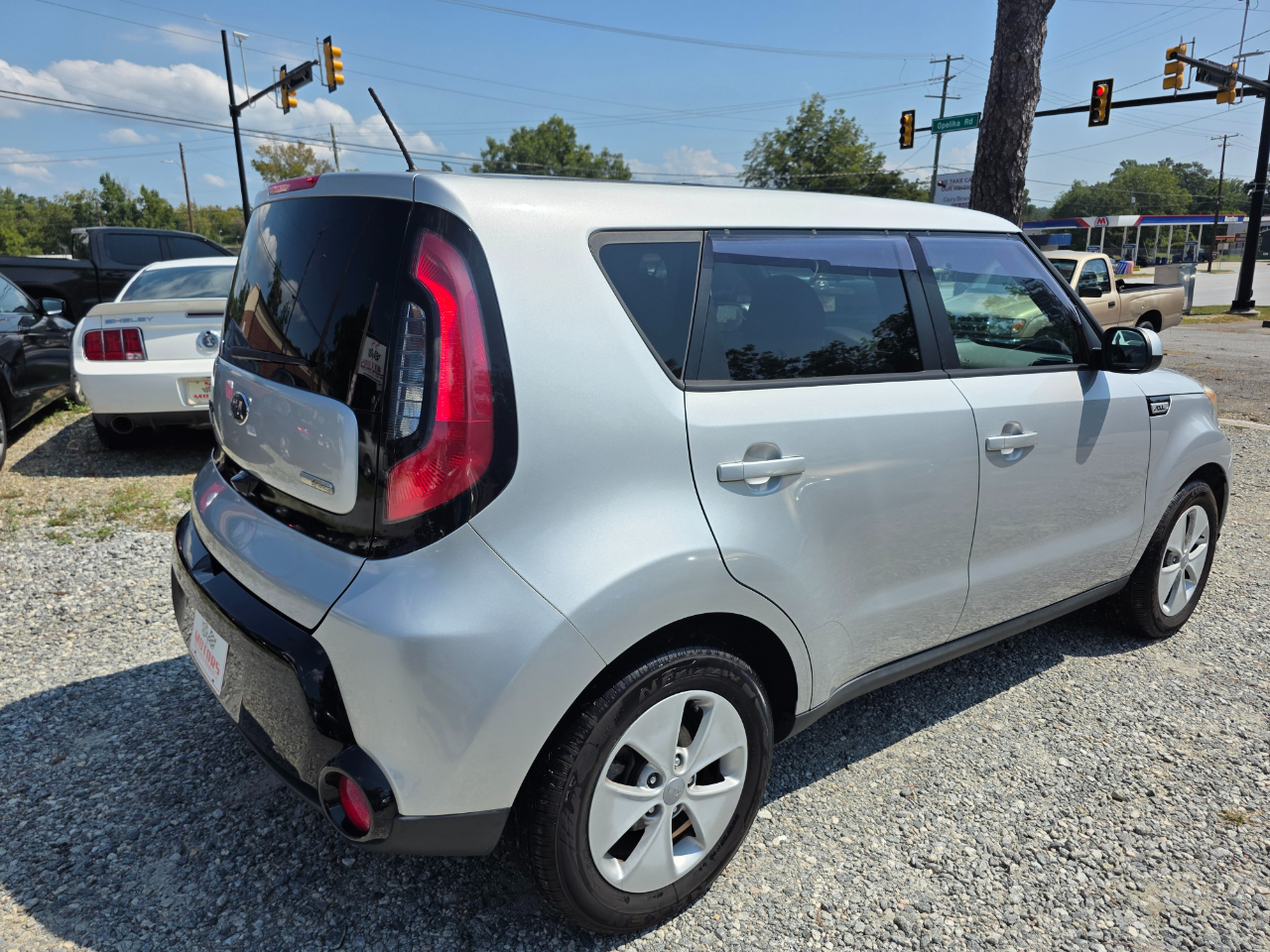 Kia Soul + w/Signature 2.0 Special Edition 2016