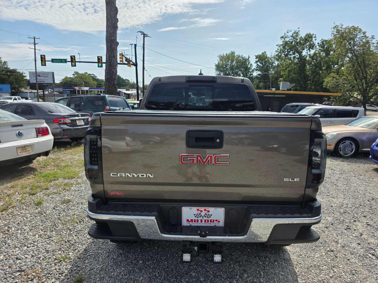 GMC Canyon SLE Crew Cab 4WD Short Box 2015