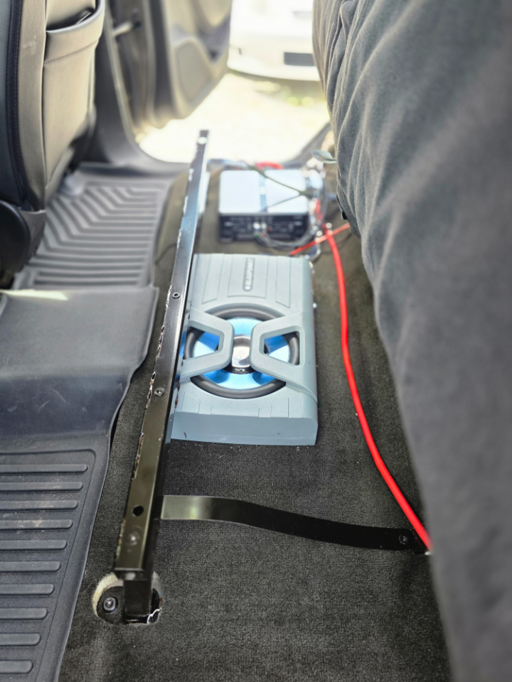 GMC Canyon SLE Crew Cab 4WD Short Box 2015