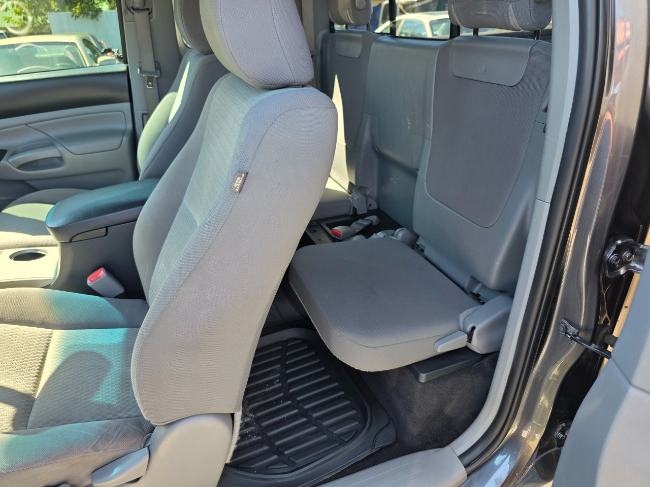 Toyota Tacoma PreRunner Access Cab 2WD 2012
