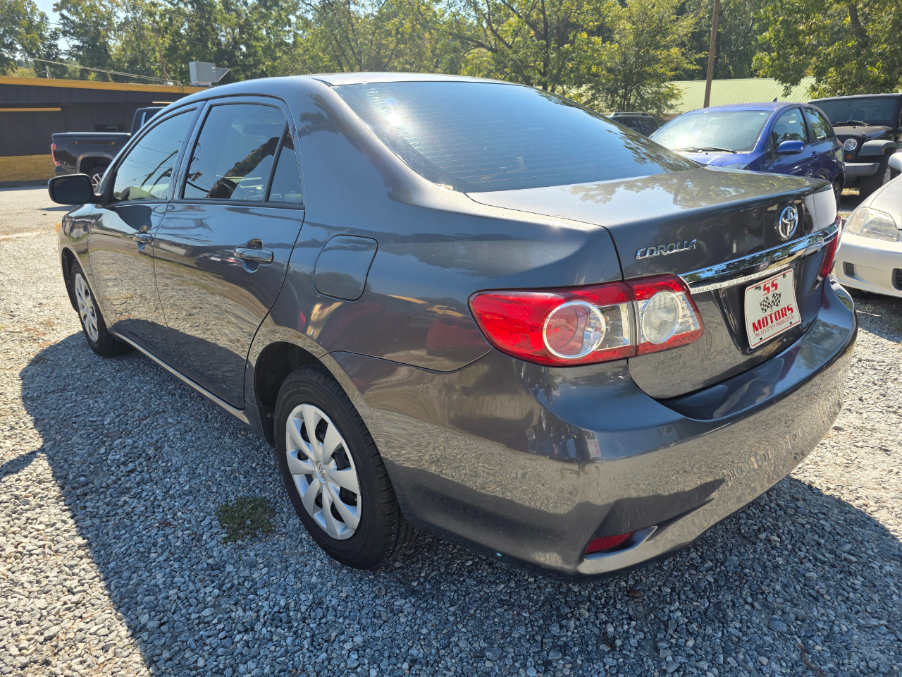 Toyota Corolla S 5-Speed MT 2013