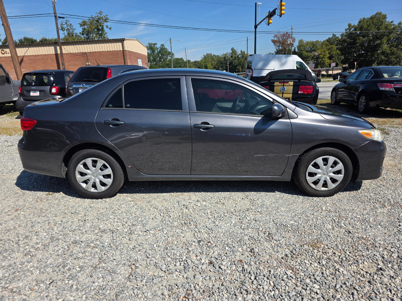 Toyota Corolla S 5-Speed MT 2013