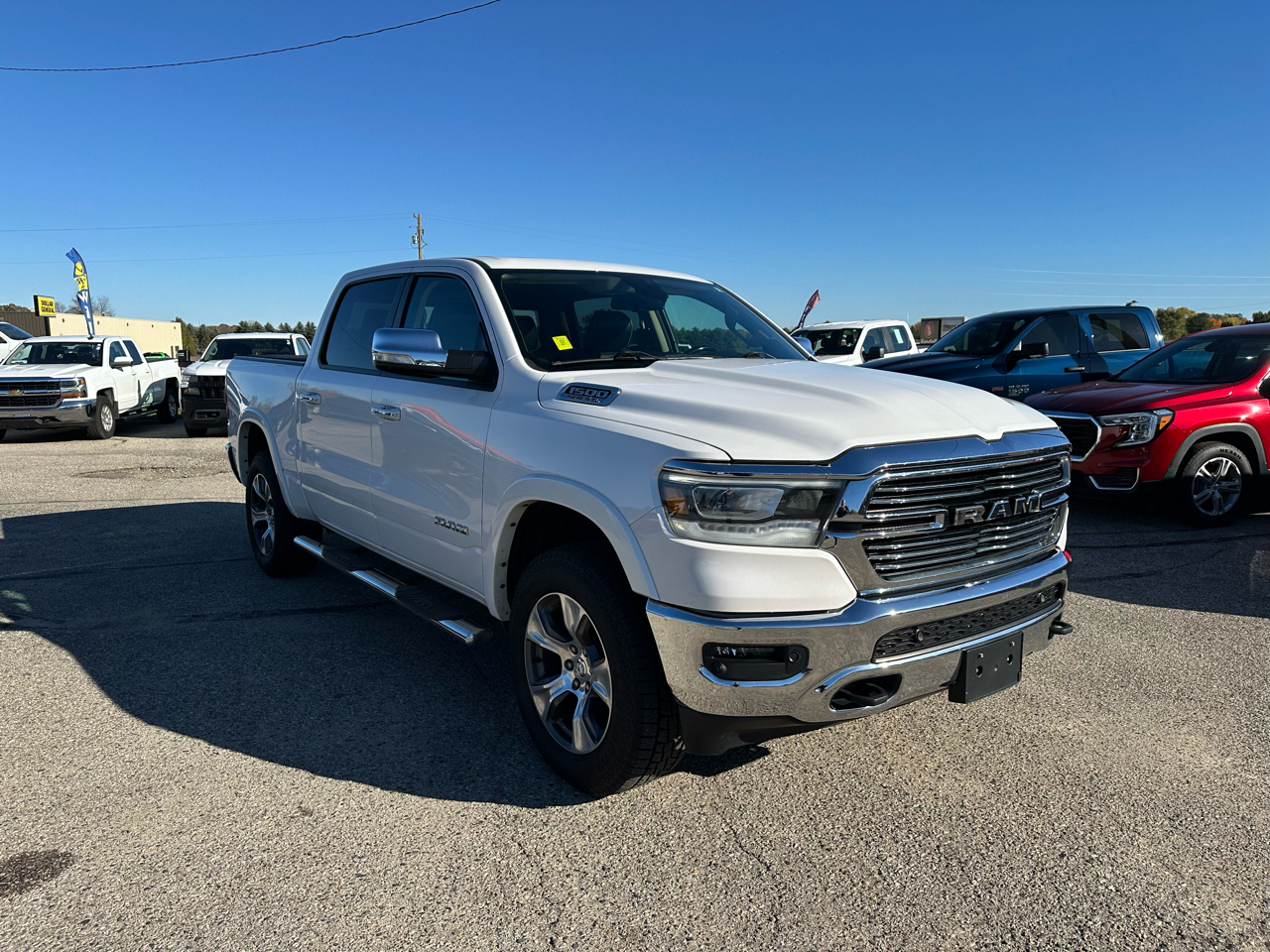 RAM 1500 Laramie Crew Cab SWB 4WD 2020 RAM 1500 Laramie Crew Cab SWB 4WD 2020