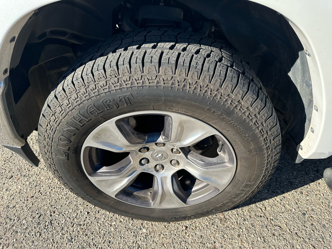 RAM 1500 Laramie Crew Cab SWB 4WD 2020 RAM 1500 Laramie Crew Cab SWB 4WD 2020