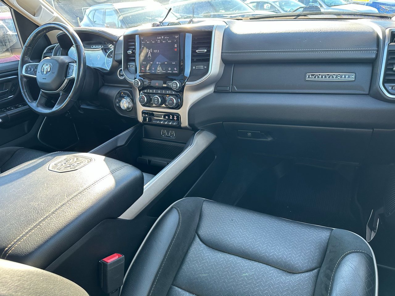 RAM 1500 Laramie Crew Cab SWB 4WD 2020 RAM 1500 Laramie Crew Cab SWB 4WD 2020