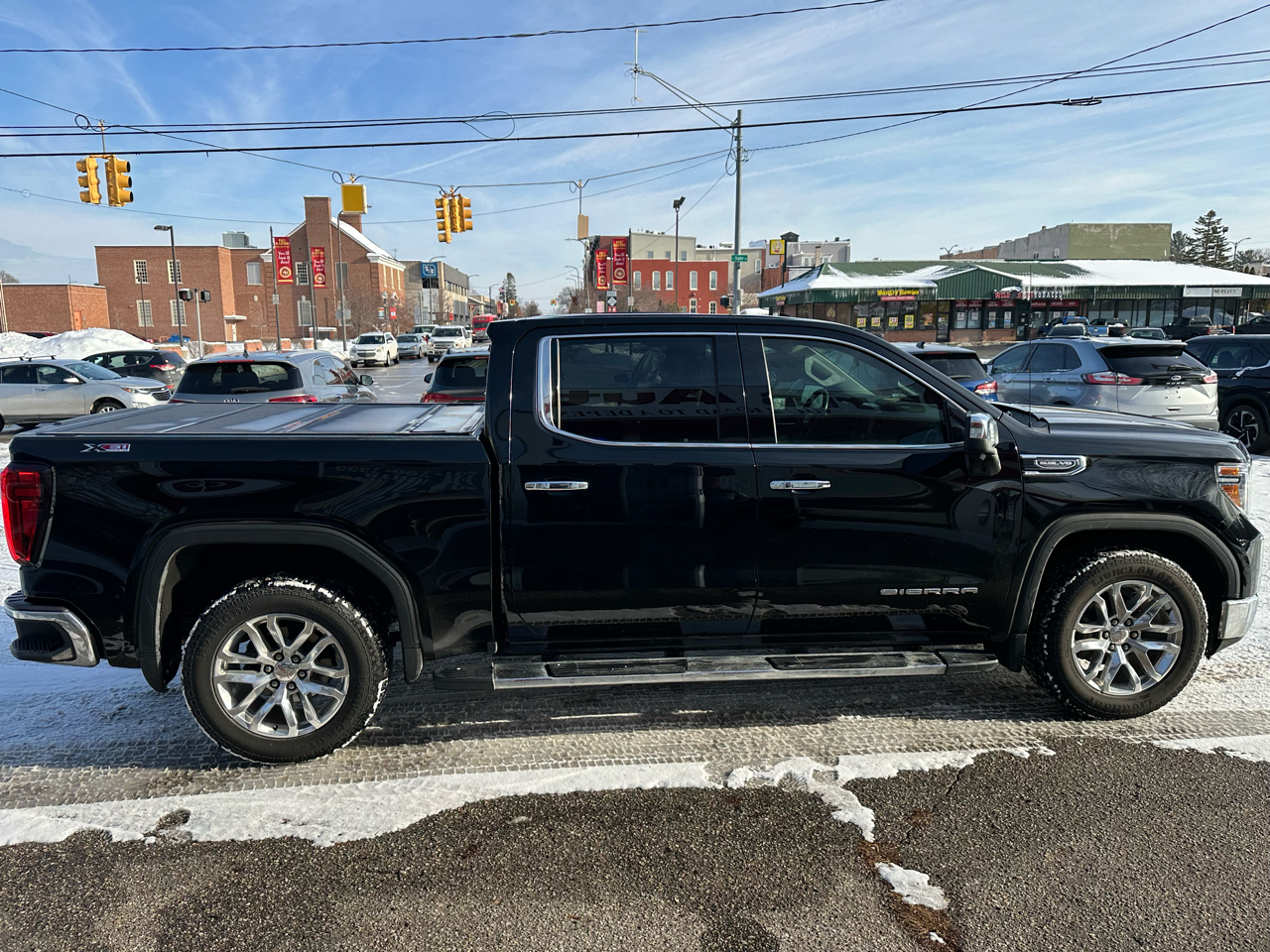 GMC Sierra 1500 SLT Crew Cab Short Box 4WD 2021