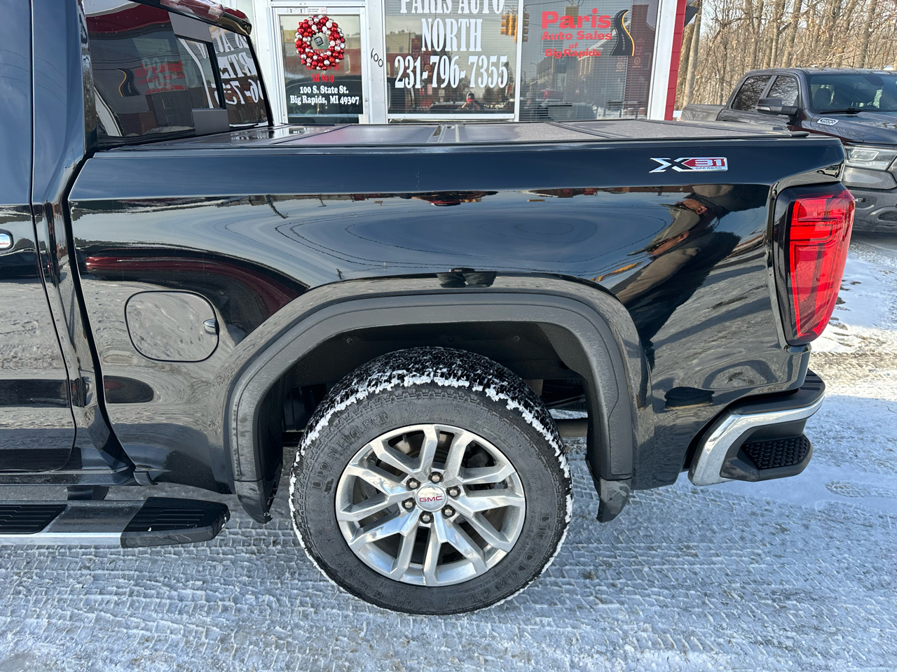 GMC Sierra 1500 SLT Crew Cab Short Box 4WD 2021