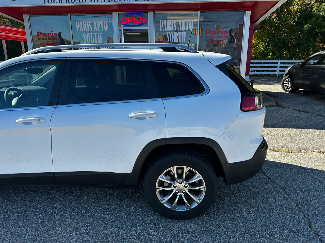 Jeep Cherokee Latitude Lux 4WD 2021 Jeep Cherokee Latitude Lux 4WD 2021