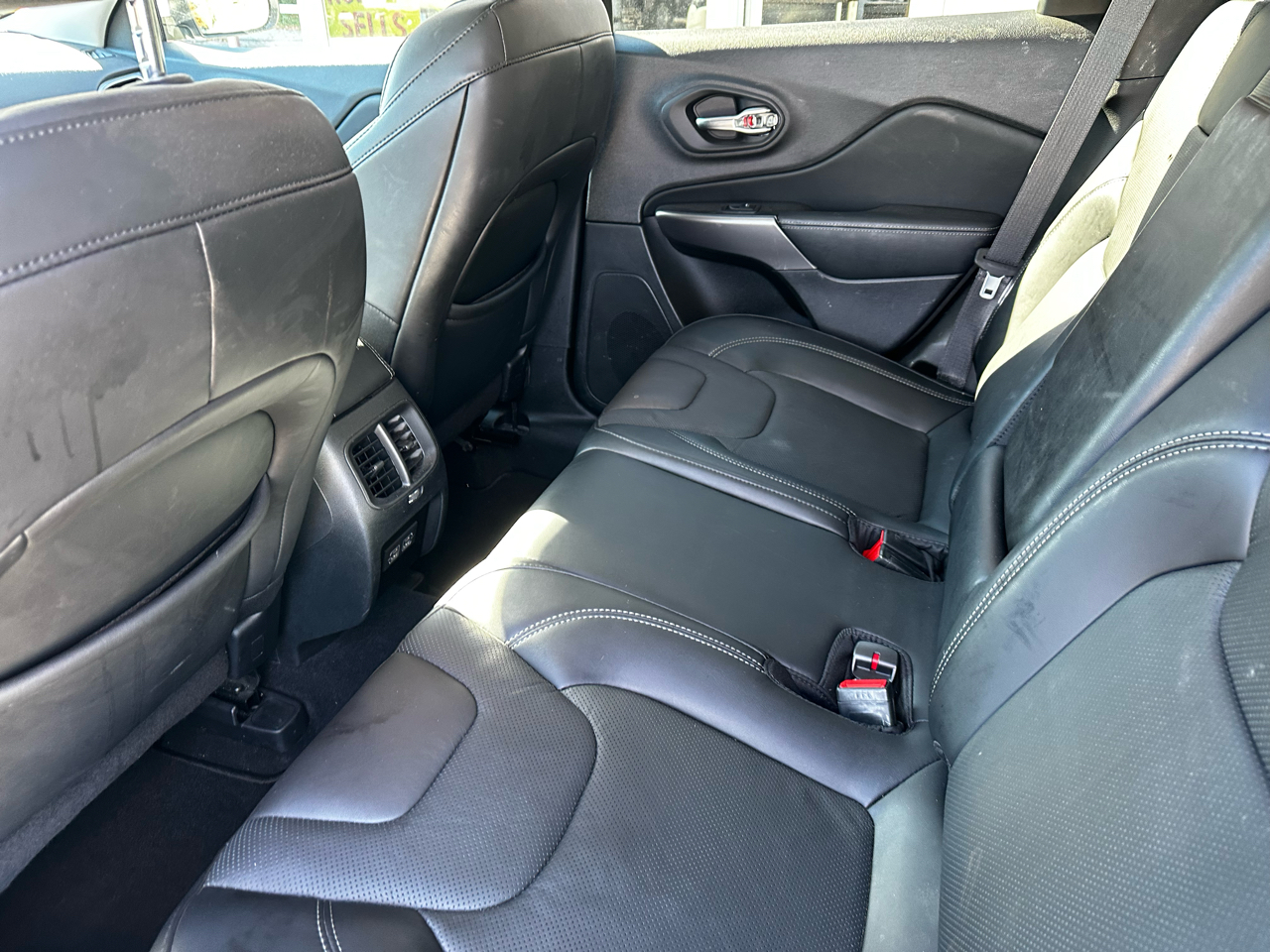 Jeep Cherokee Latitude Lux 4WD 2021 Jeep Cherokee Latitude Lux 4WD 2021