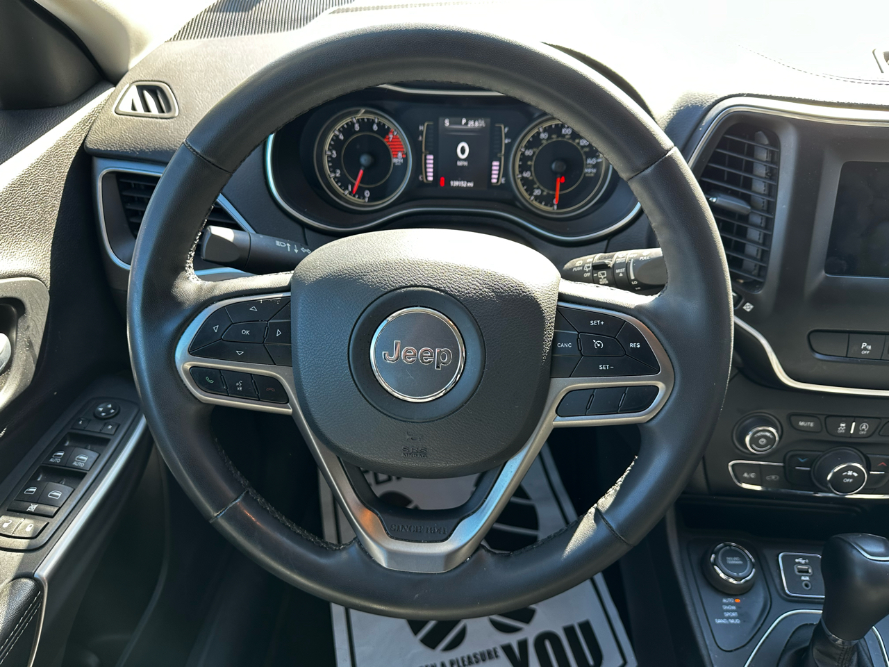 Jeep Cherokee Latitude Lux 4WD 2021 Jeep Cherokee Latitude Lux 4WD 2021