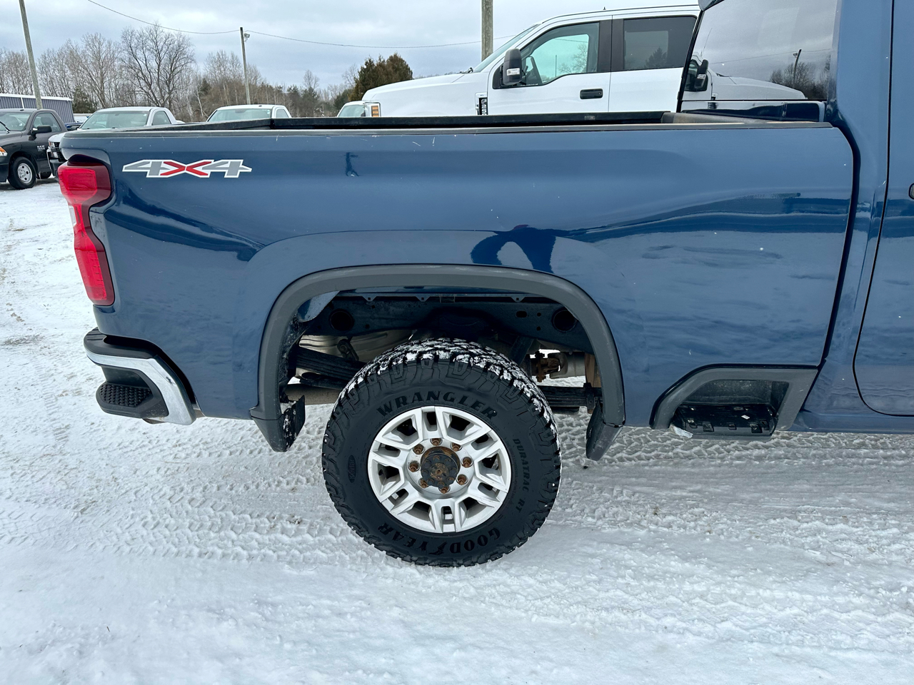 Chevrolet Silverado 2500HD Work Truck Crew Cab Short Box 4WD 2021