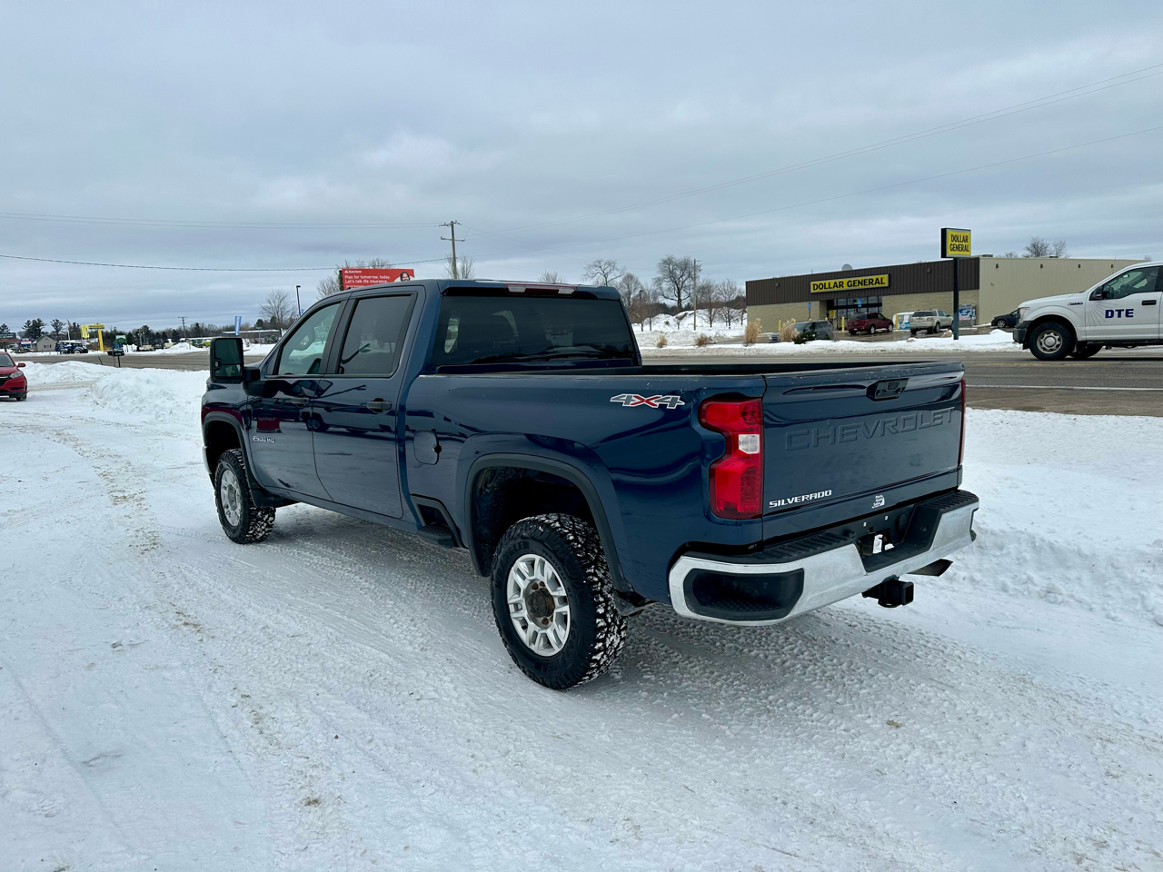 Chevrolet Silverado 2500HD Work Truck Crew Cab Short Box 4WD 2021