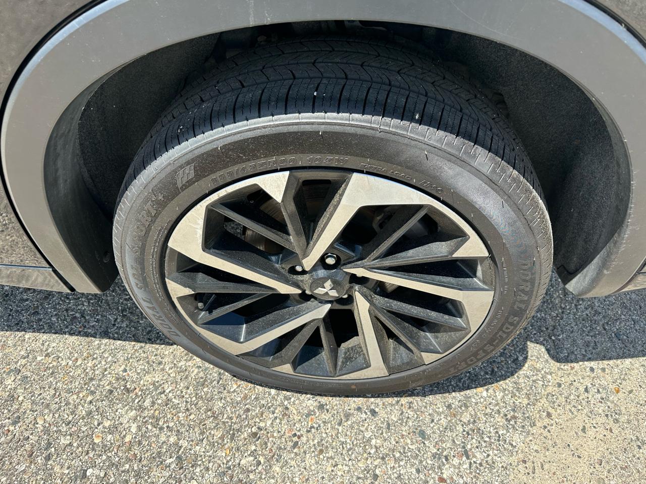 Mitsubishi Outlander SEL 4WD 2022