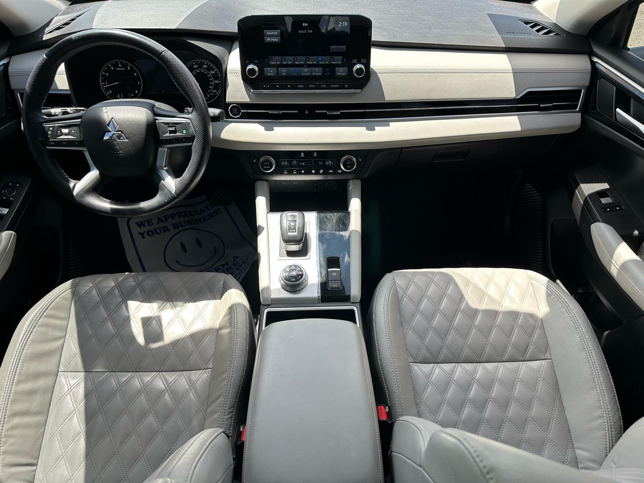Mitsubishi Outlander SEL 4WD 2022