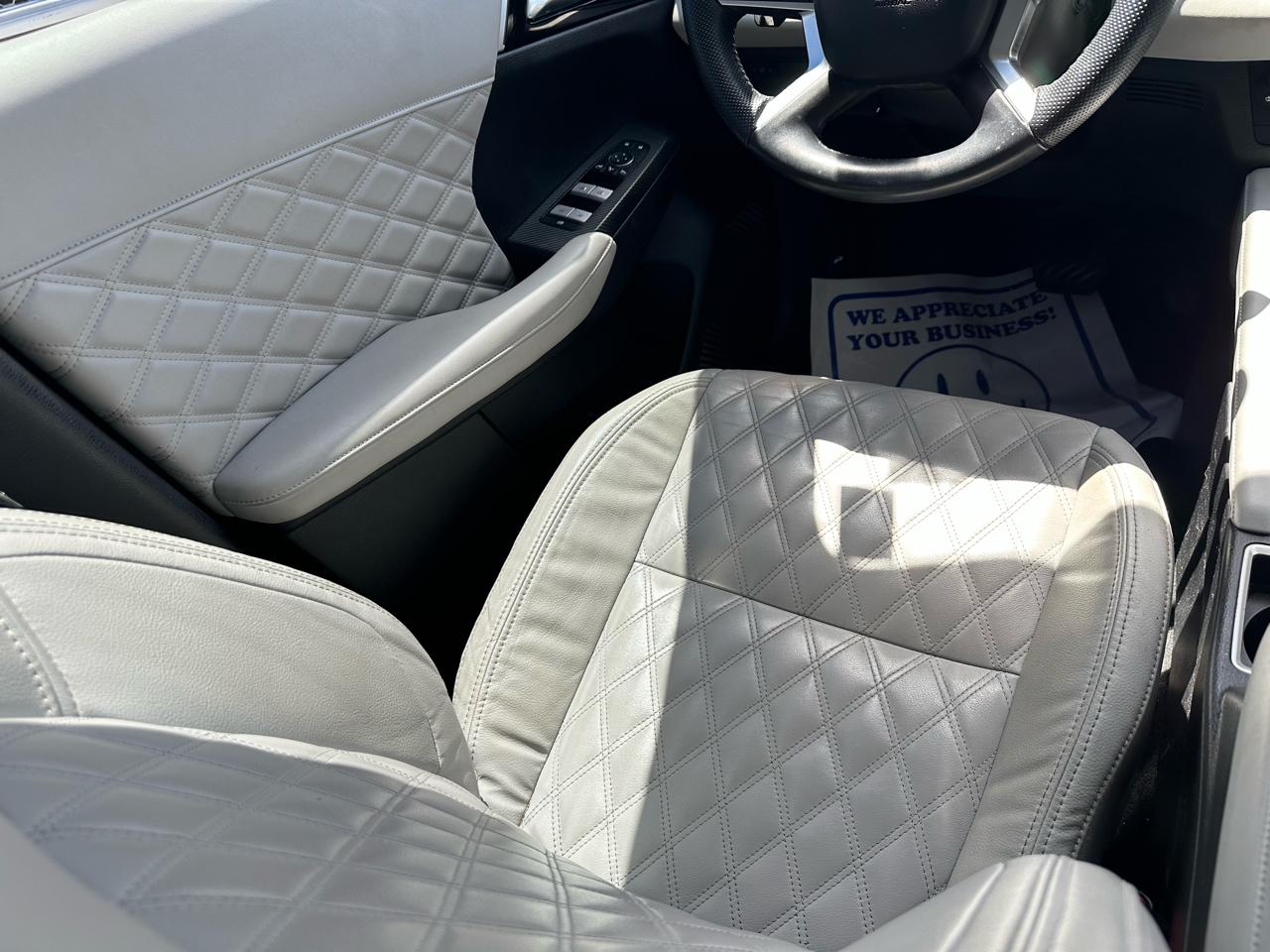 Mitsubishi Outlander SEL 4WD 2022