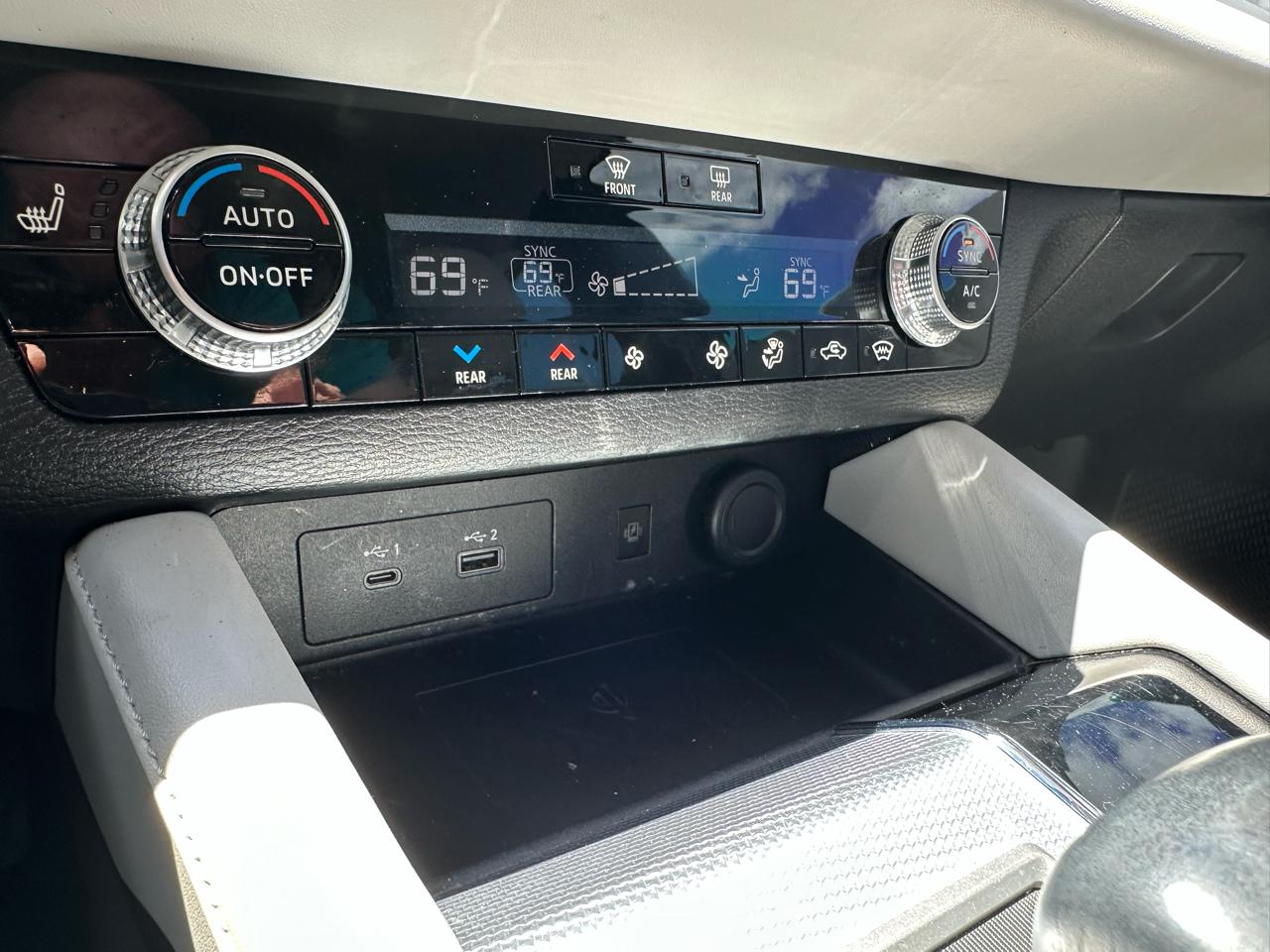 Mitsubishi Outlander SEL 4WD 2022