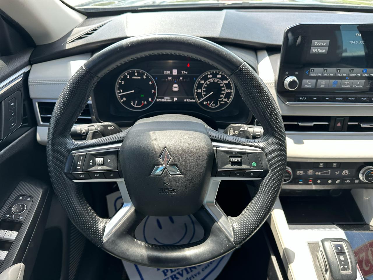 Mitsubishi Outlander SEL 4WD 2022