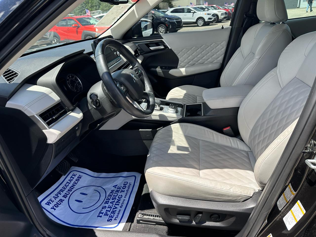 Mitsubishi Outlander SEL 4WD 2022