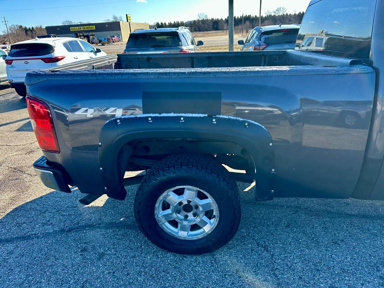 Chevrolet Silverado 1500 LS Extended Cab 4WD 2010