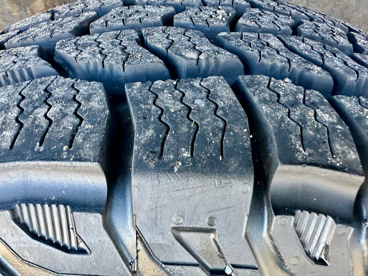 Chevrolet Silverado 1500 LS Extended Cab 4WD 2010