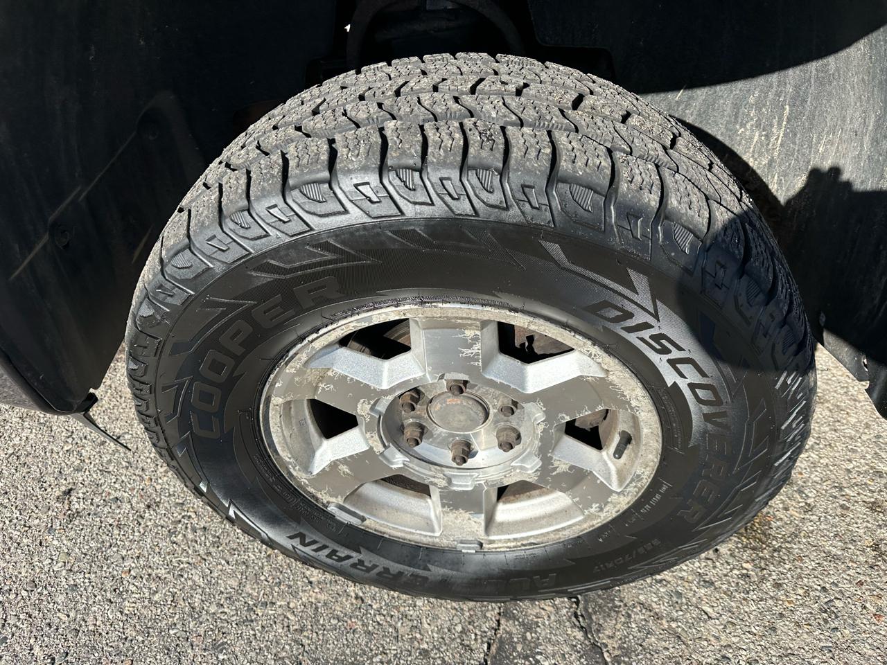 Chevrolet Silverado 1500 LS Extended Cab 4WD 2010