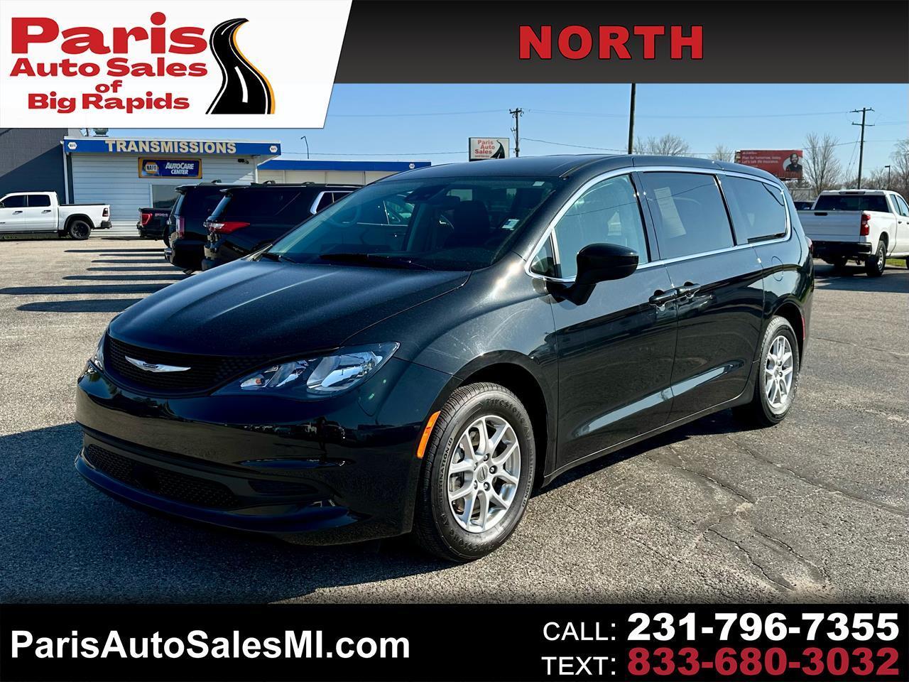 2023 Chrysler Voyager LX