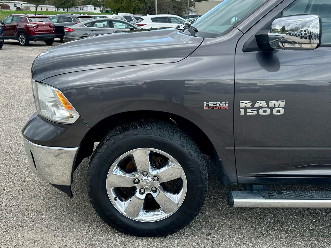 RAM 1500 SLT Crew Cab SWB 4WD 2018