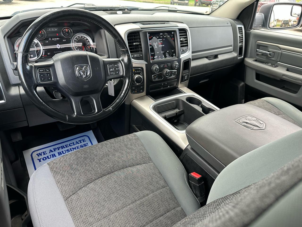 RAM 1500 SLT Crew Cab SWB 4WD 2018