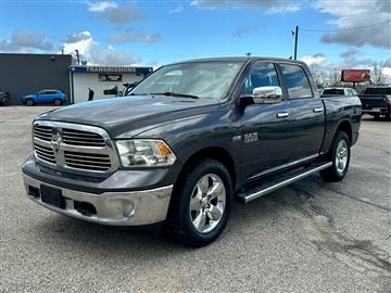 2018 RAM 1500 SLT Crew Cab SWB 4WD