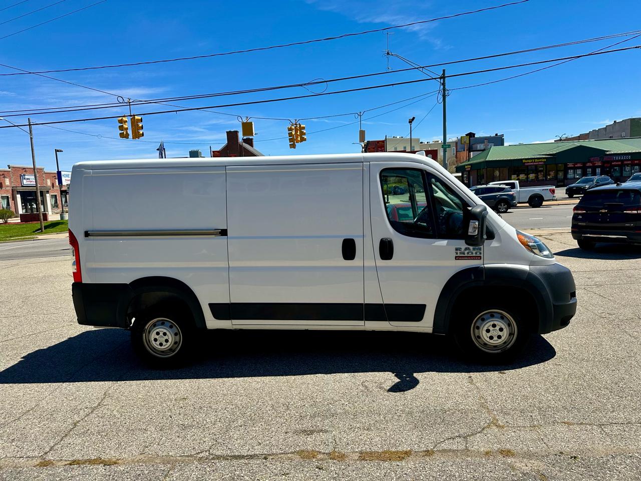 RAM Promaster 1500 Low Roof Tradesman 136-in. WB 2019