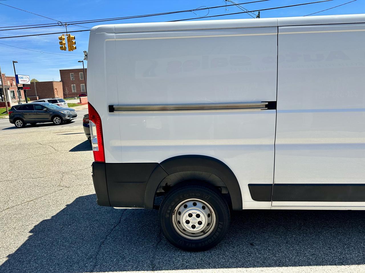 RAM Promaster 1500 Low Roof Tradesman 136-in. WB 2019