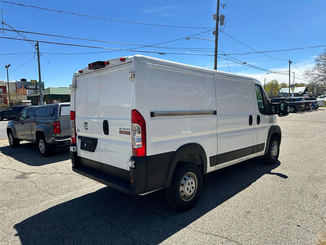 RAM Promaster 1500 Low Roof Tradesman 136-in. WB 2019