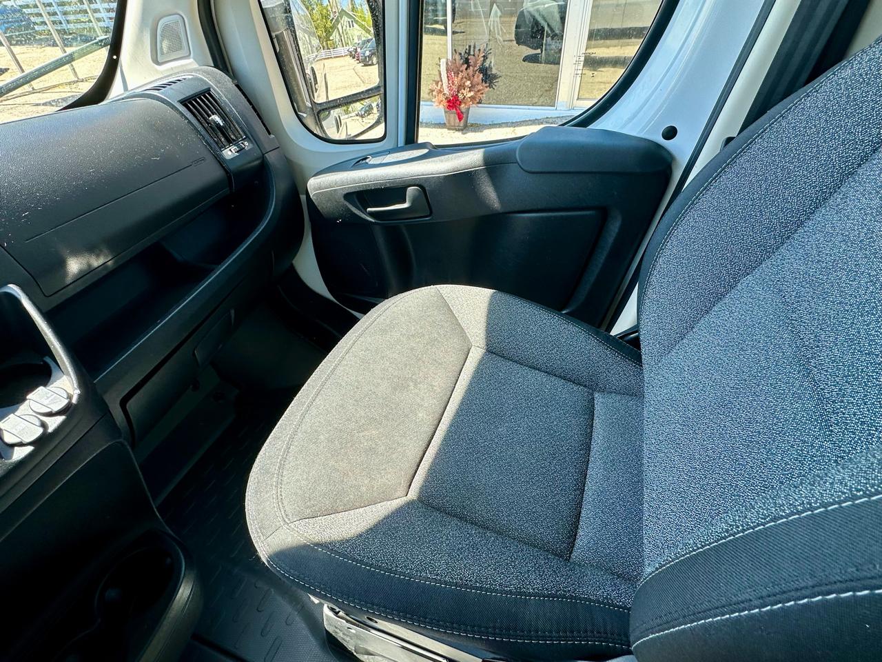 RAM Promaster 1500 Low Roof Tradesman 136-in. WB 2019