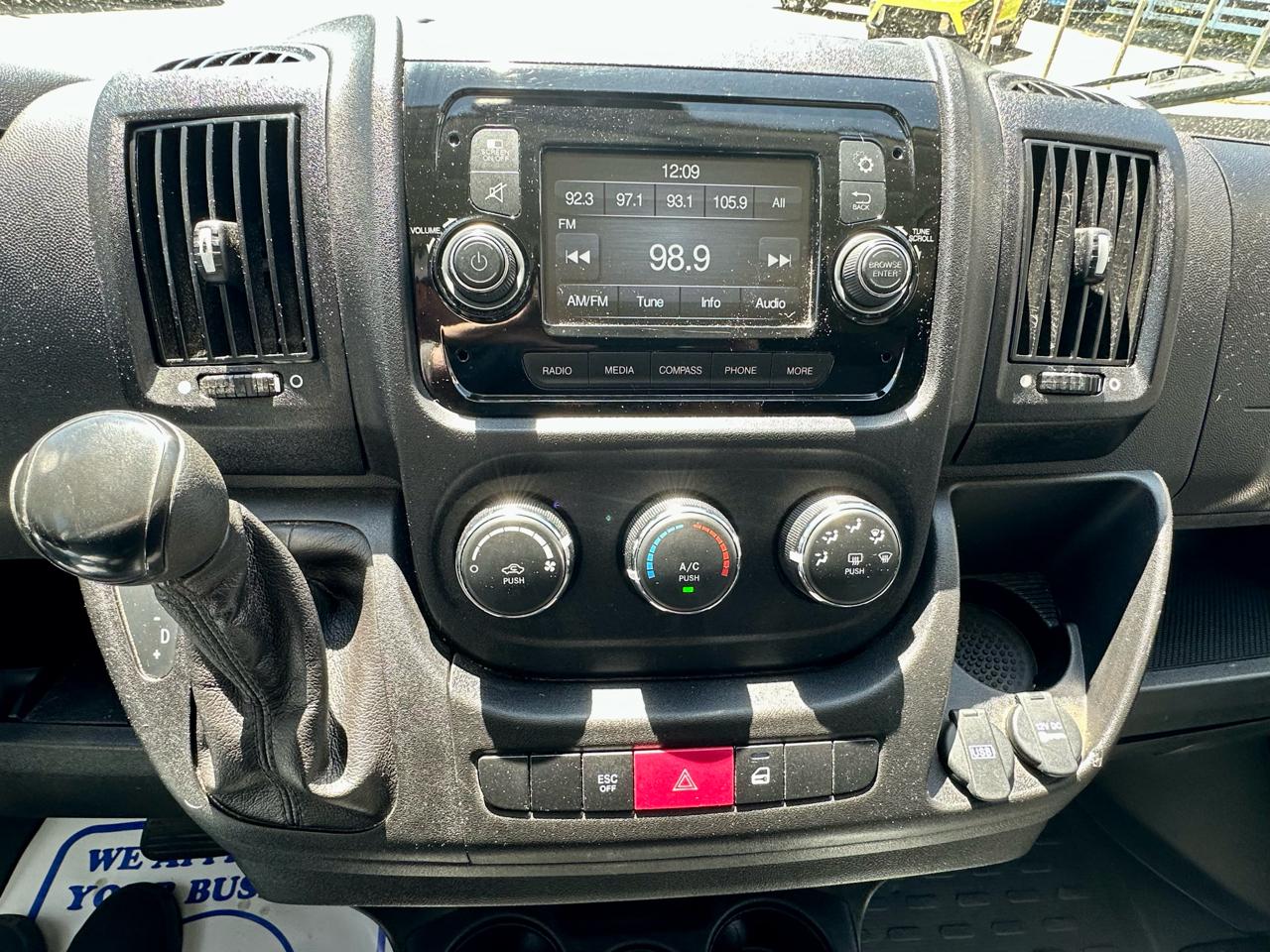 RAM Promaster 1500 Low Roof Tradesman 136-in. WB 2019